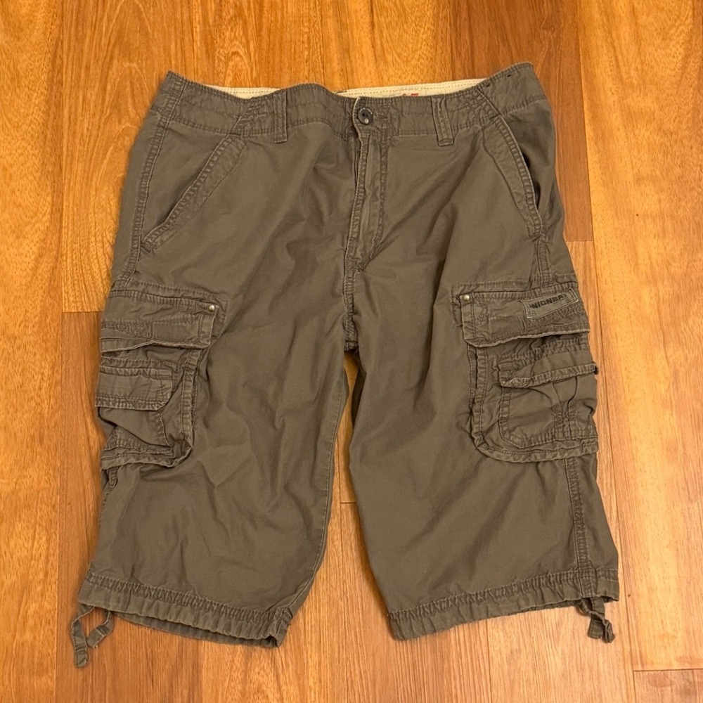 Union Bay Olive Green Baggy 100% Cotton Cargo Shorts Men's Size 36